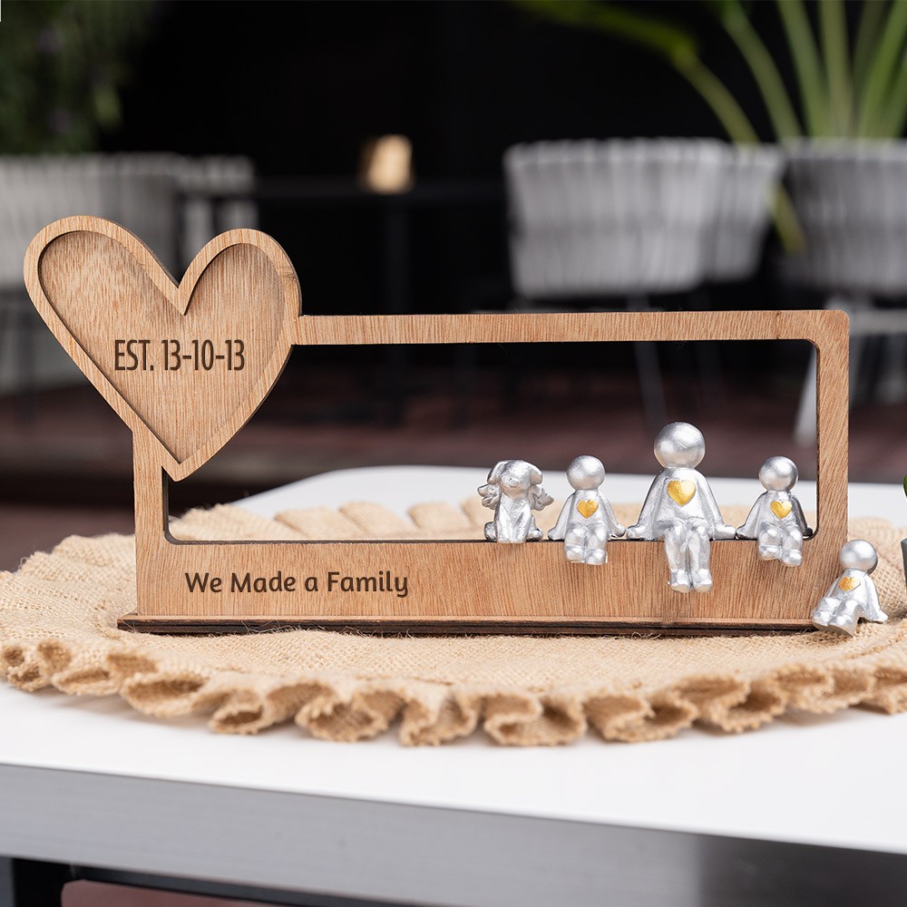 We Made A Family Personalized Sculpture Figurines For Mother's Day Gift Ideas